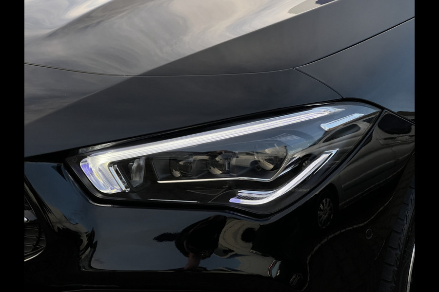 Mercedes-Benz CLA-Klasse Shooting Brake 250 e Premium Plus AMG | LED Matrix | 19 inch | 360 Camera | Night | Sfeerverlichting