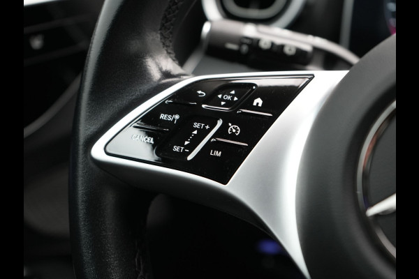 Mercedes-Benz C-Klasse Estate 300 e Avantgarde Plug In Hybrid 313pk Dealer O.H. PHEV | Trekhaak Af Fabriek | Camera | Night Pakket | Sportstoelen Verwarmd | Apple Carplay | Sfeerverlichting | Navigatie | Virtual | DAB |