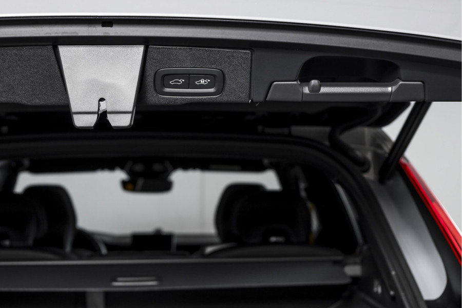 Volvo XC60 2.0 T8 Plug-in-hybrid AWD Polestar Engineered - Facelift | Bowers & Wilkins | Dig.Cockpit | Adapt.Cruise | Stoel+-Stuurverw. | PDC | 360 Camera | NAV + App.Connect + NAV | ECC | LM 22" | 2762