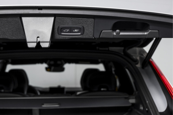 Volvo XC60 2.0 T8 Plug-in-hybrid AWD Polestar Engineered - Facelift | Bowers & Wilkins | Dig.Cockpit | Adapt.Cruise | Stoel+-Stuurverw. | PDC | 360 Camera | NAV + App.Connect + NAV | ECC | LM 22" | 2762