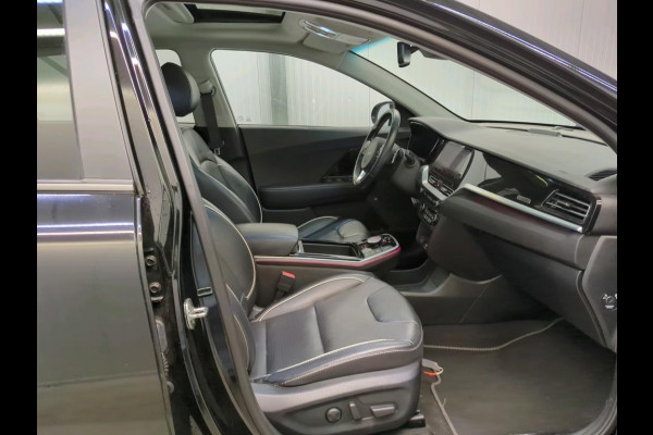 Kia e-Niro Aut. ExecutiveLine 64kWh 3-Phase | Panorama | Camera | Leder | Panorama | JBL Sound |