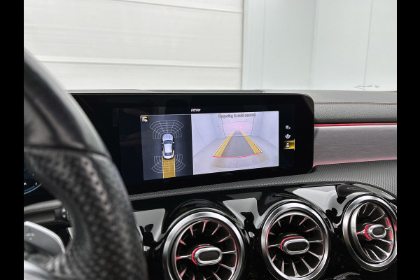 Mercedes-Benz CLA-Klasse 250 e Business Solution AMG Limited (NL-auto, Goed OnderH, Panorama, SfeerV, Carplay, Lane Assist, Navi)