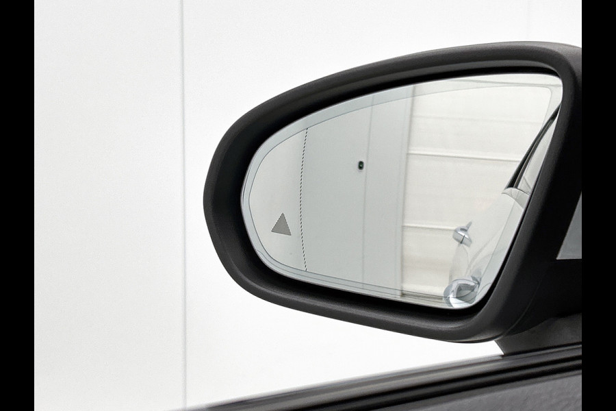 Mercedes-Benz CLA-Klasse 250 e Business Solution AMG Limited (NL-auto, Goed OnderH, Panorama, SfeerV, Carplay, Lane Assist, Navi)