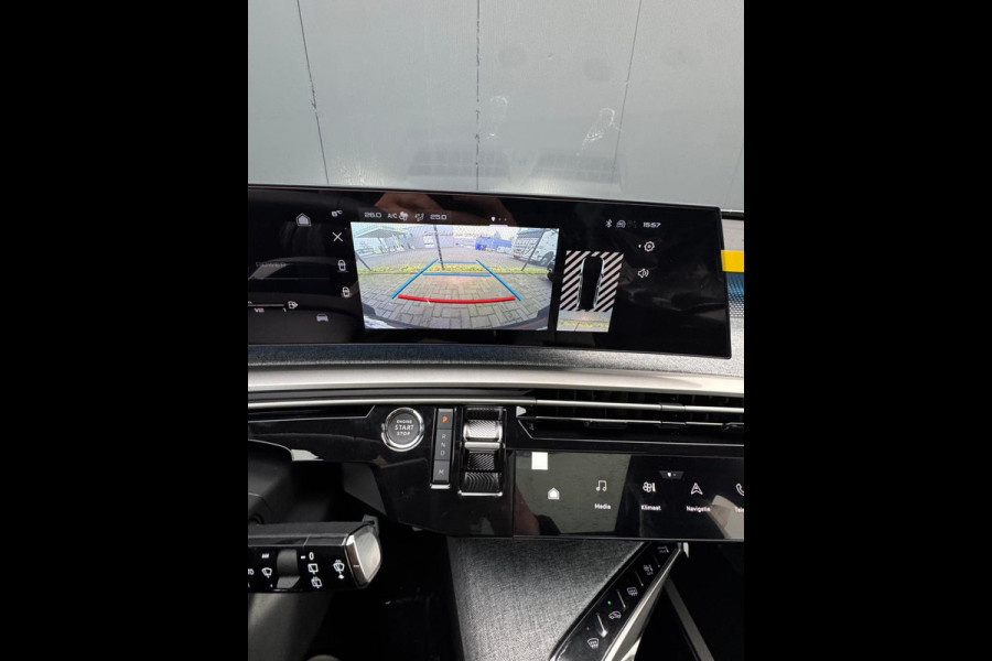 Peugeot 5008 1.2 Hybrid 145PK GT /Pano /led /ACC /Winterpakket