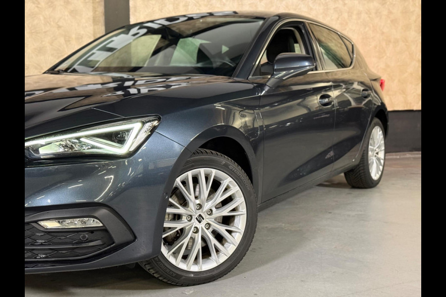 Seat Leon Sportstourer 1.4 TSI eHybrid PHEV Xcellence | Keyless | camera | memory seats | CarPlay | sfeerverlichting