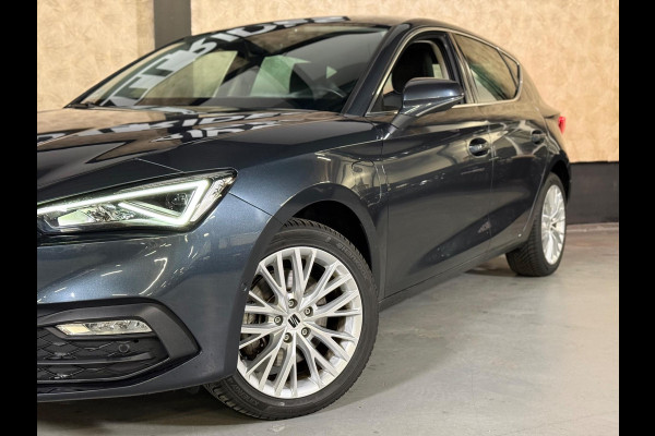 Seat Leon Sportstourer 1.4 TSI eHybrid PHEV Xcellence | Keyless | camera | memory seats | CarPlay | sfeerverlichting