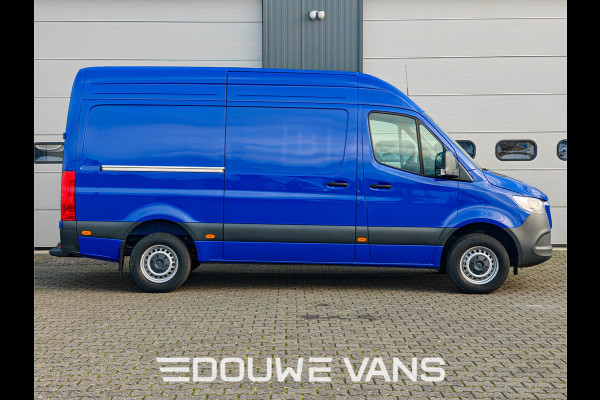Mercedes-Benz Sprinter L2 H2 Automaat 315 BLAUW MBUX DAB Trekhaak Leder