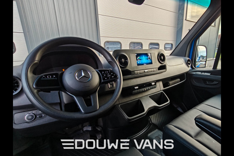Mercedes-Benz Sprinter L2 H2 Automaat 315 BLAUW MBUX DAB Trekhaak Leder