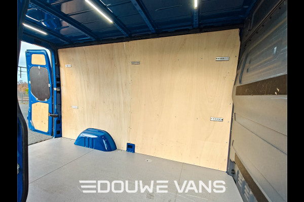 Mercedes-Benz Sprinter L2 H2 Automaat 315 BLAUW MBUX DAB Trekhaak Leder