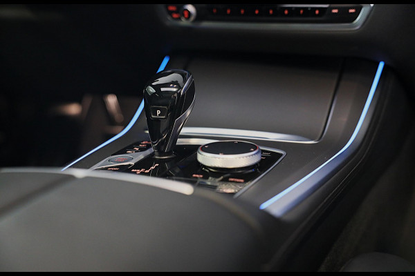 BMW X5 XDrive45e High Executive M Line / Luchtvering / 360 Camera / Head Up / Leder / F1 / Open Pano / Laser Koplampen / 22 Inch