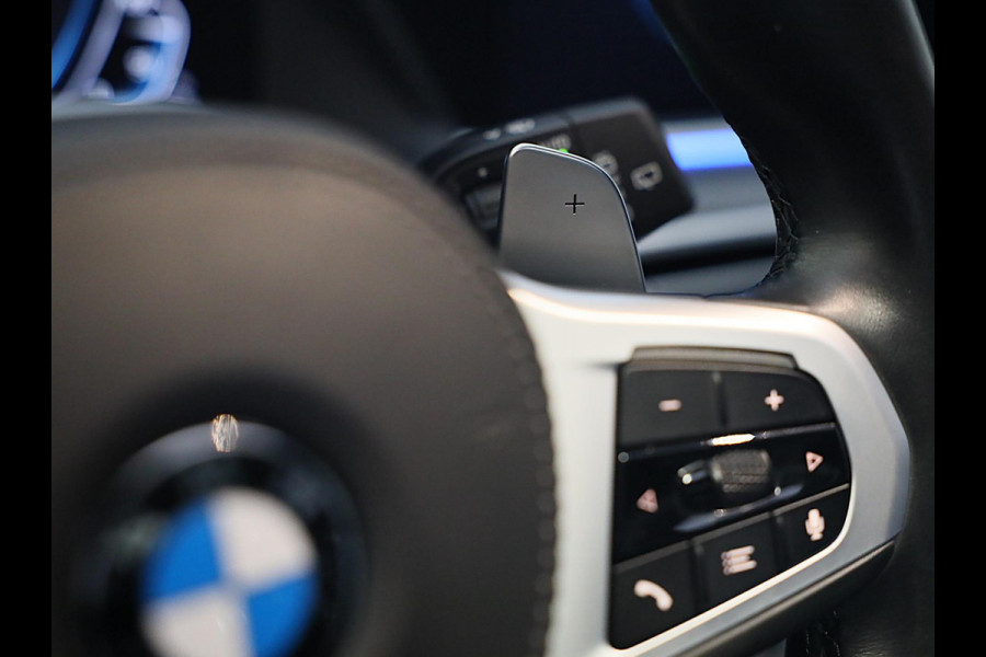 BMW X5 XDrive45e High Executive M Line / Luchtvering / 360 Camera / Head Up / Leder / F1 / Open Pano / Laser Koplampen / 22 Inch