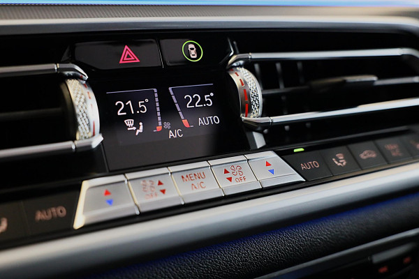 BMW X5 XDrive45e High Executive M Line / Luchtvering / 360 Camera / Head Up / Leder / F1 / Open Pano / Laser Koplampen / 22 Inch