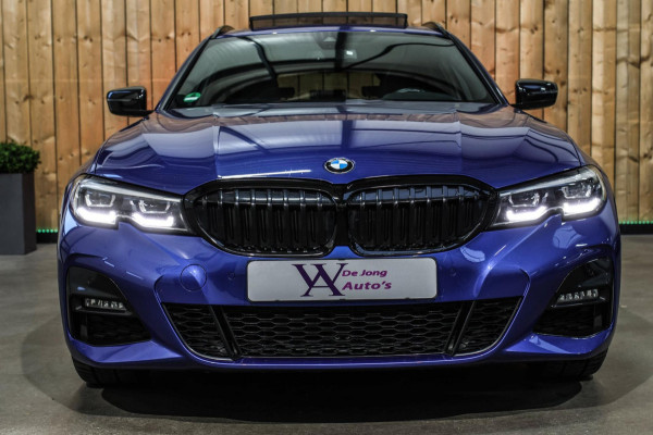 BMW 3 Serie Touring 330e xDrive M-Sport *Pano*Trekhaak*Led*Stoelverwarming*