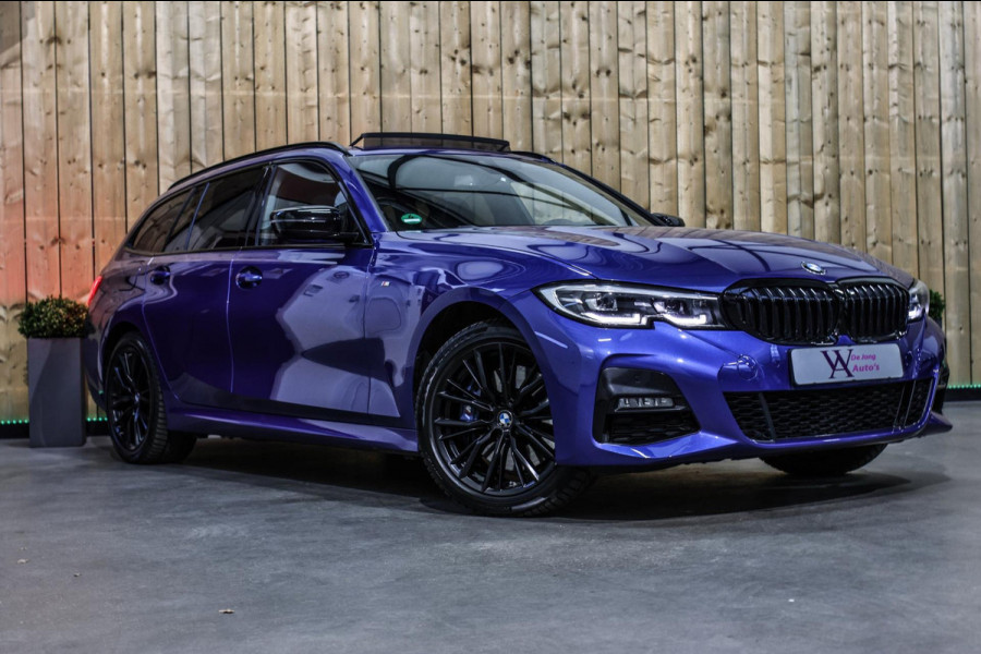 BMW 3 Serie Touring 330e xDrive M-Sport *Pano*Trekhaak*Led*Stoelverwarming*