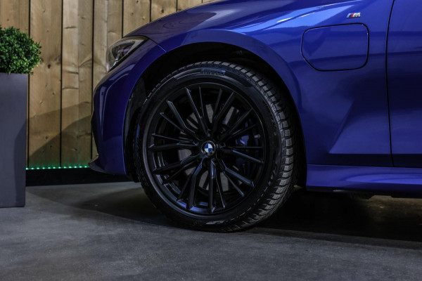 BMW 3 Serie Touring 330e xDrive M-Sport *Pano*Trekhaak*Led*Stoelverwarming*