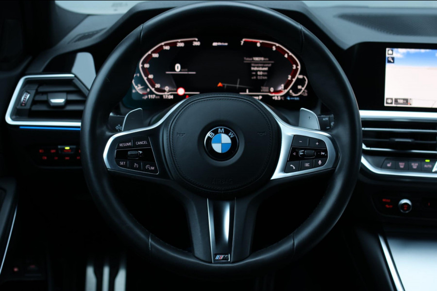 BMW 3 Serie Touring 330e xDrive M-Sport *Pano*Trekhaak*Led*Stoelverwarming*