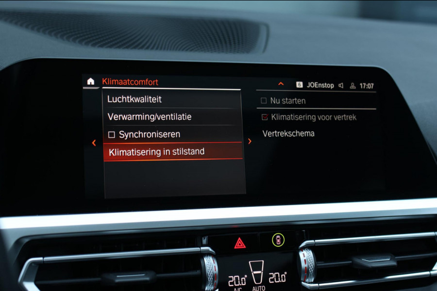 BMW 3 Serie Touring 330e xDrive M-Sport *Pano*Trekhaak*Led*Stoelverwarming*