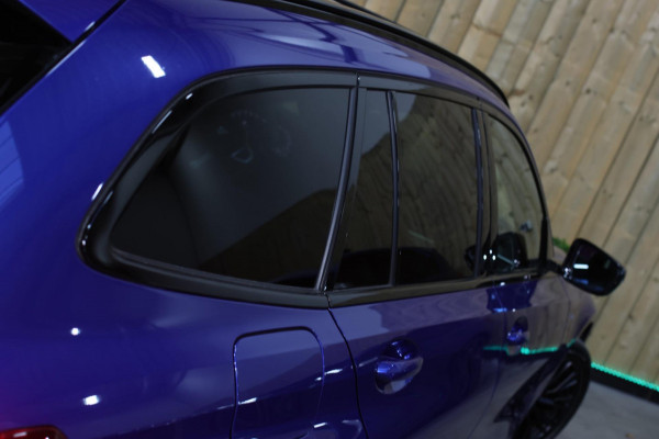 BMW 3 Serie Touring 330e xDrive M-Sport *Pano*Trekhaak*Led*Stoelverwarming*