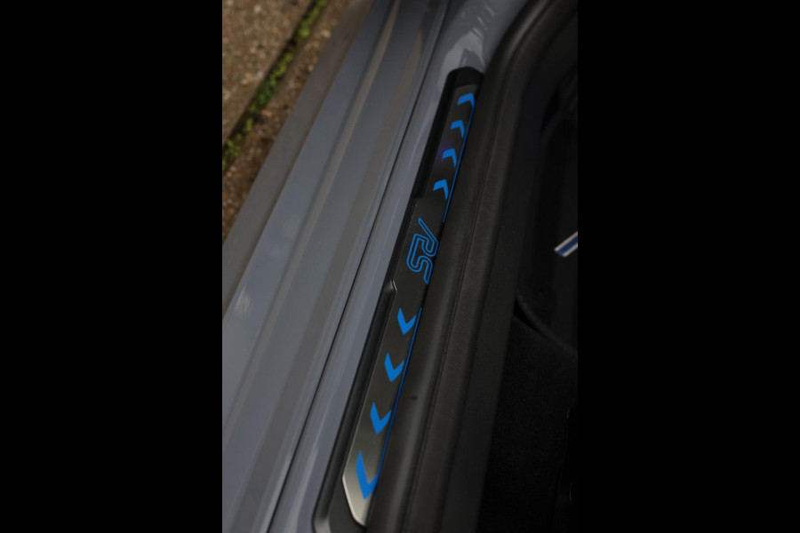 Ford Focus 2.3 RS *Schaalstoelen*Camera*1e eigenaar*Zeer netjes!*