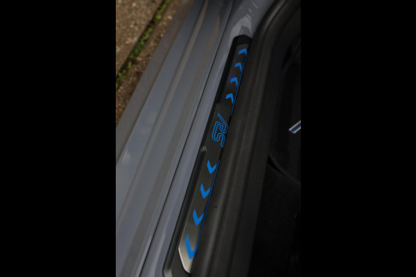 Ford Focus 2.3 RS *Schaalstoelen*Camera*1e eigenaar*Zeer netjes!*