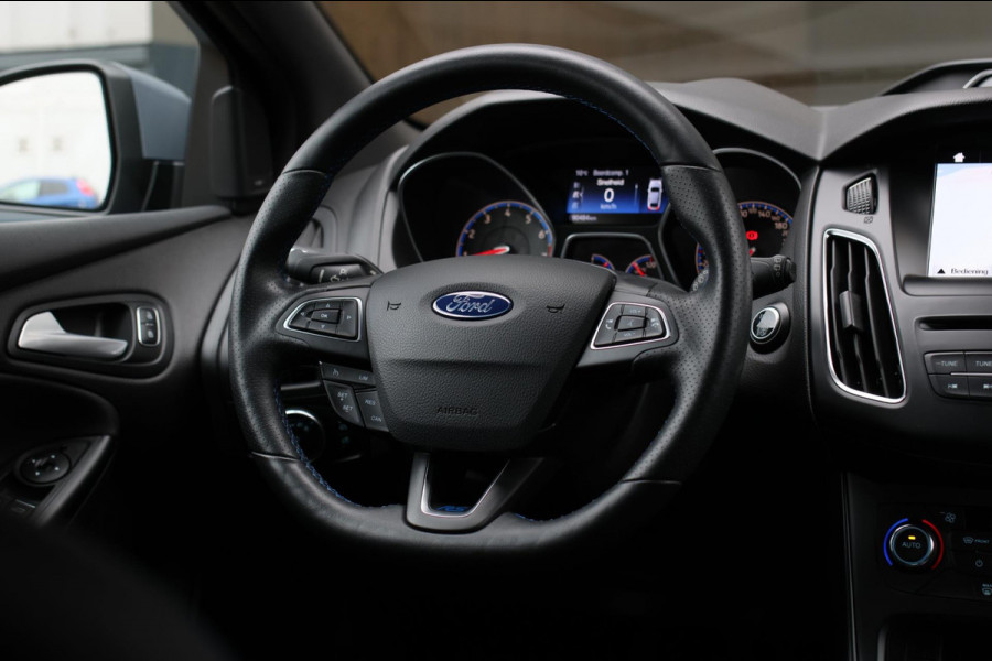 Ford Focus 2.3 RS *Schaalstoelen*Camera*1e eigenaar*Zeer netjes!*
