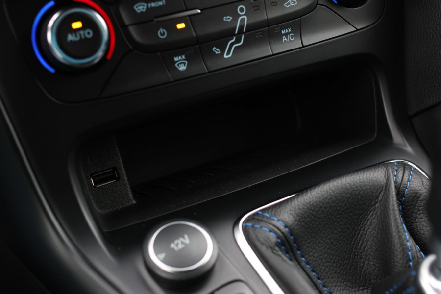 Ford Focus 2.3 RS *Schaalstoelen*Camera*1e eigenaar*Zeer netjes!*