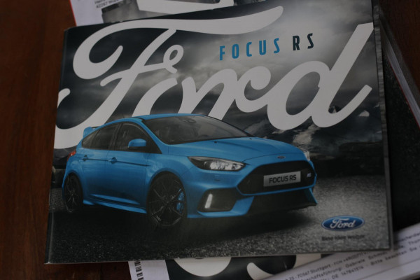 Ford Focus 2.3 RS *Schaalstoelen*Camera*1e eigenaar*Zeer netjes!*