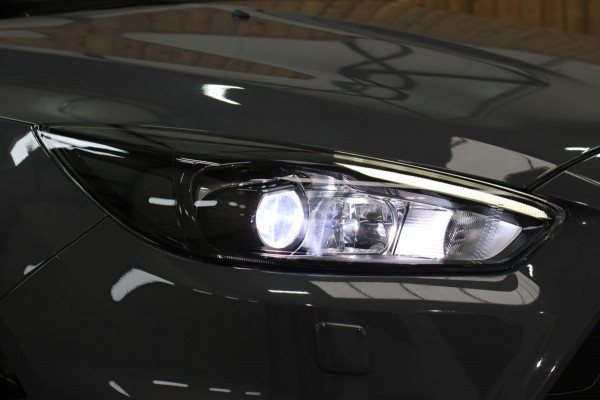 Ford Focus 2.3 RS *Schaalstoelen*Camera*1e eigenaar*Zeer netjes!*