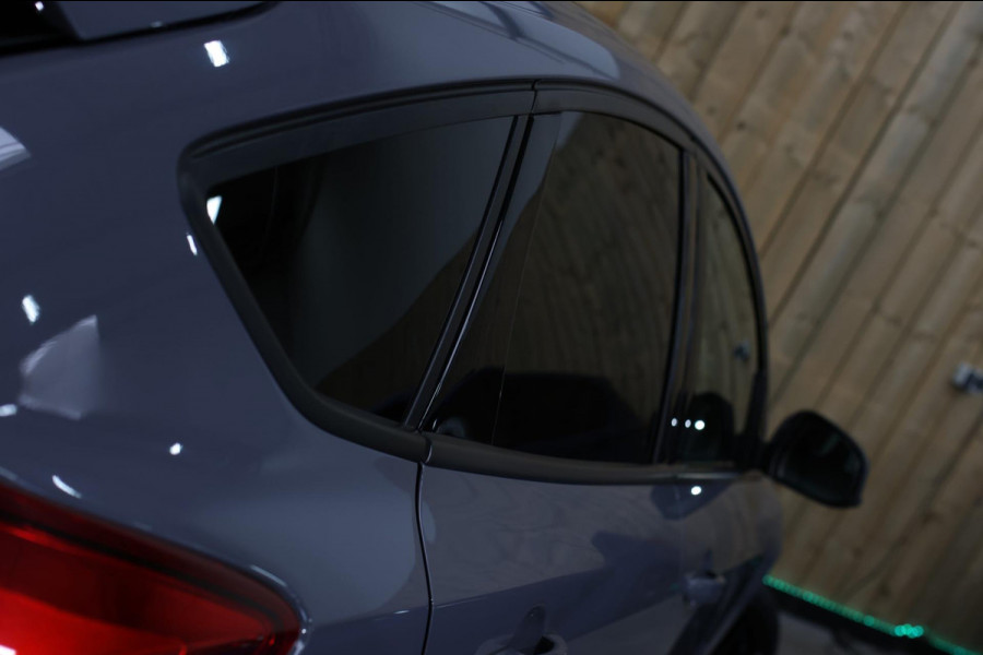 Ford Focus 2.3 RS *Schaalstoelen*Camera*1e eigenaar*Zeer netjes!*