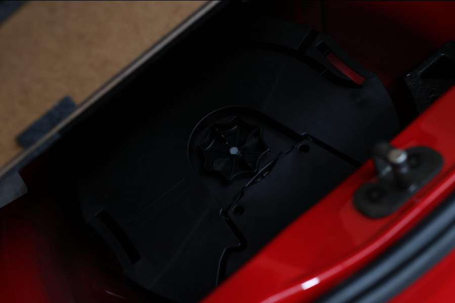 Volkswagen up! 1.0 TSI GTI *Pano*Beats*Cruise control*Stoelverwarming*