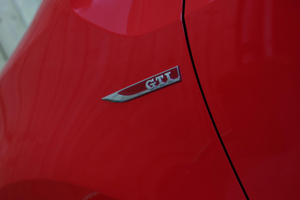 Volkswagen up! 1.0 TSI GTI *Pano*Beats*Cruise control*Stoelverwarming*