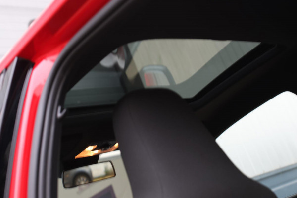 Volkswagen up! 1.0 TSI GTI *Pano*Beats*Cruise control*Stoelverwarming*