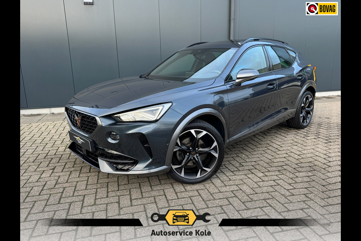 CUPRA Formentor 1.4 e-Hybrid Performance * Panorama * Camera * Side Assist * Stoelverwarming *