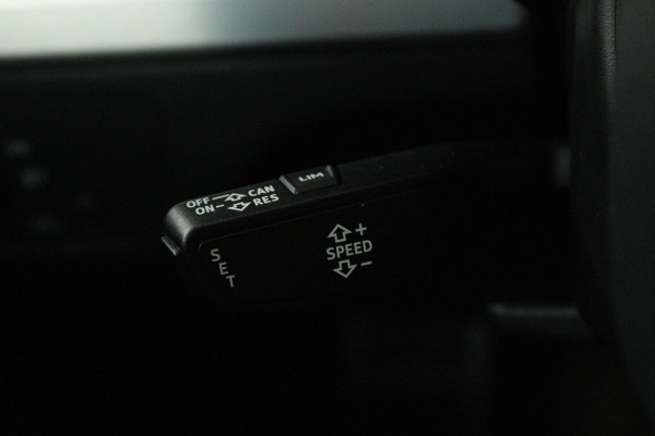 Audi Q5 2.0 TFSI quattro Sport S Line Edition (PANO, ELEKT. WEGKLAPBARE TREKHAAK, CARPLAY, STOELVERWARMING, GOED ONDERHOUDEN)