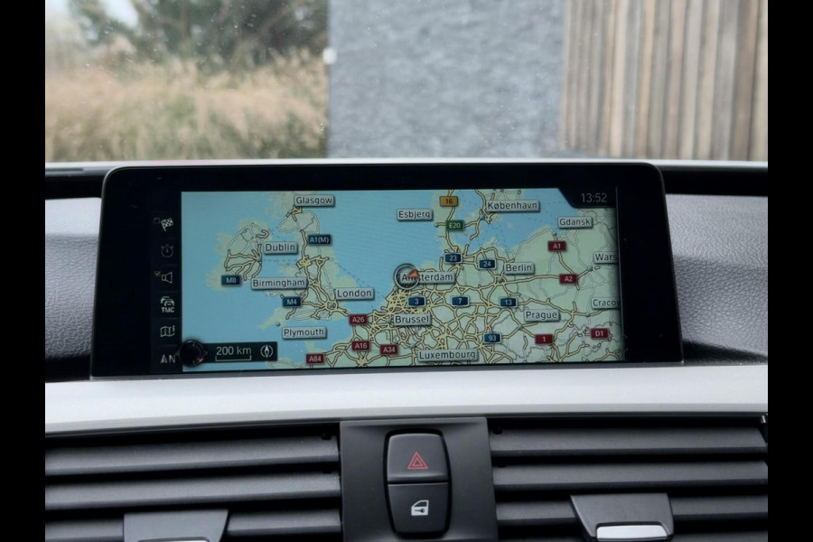 BMW 3-serie Gran Turismo 320i High Executive Automaat | Leer | Stoelverwarming | Cruise & climate control | Head-up display | Keyless entry | Trekhaak af