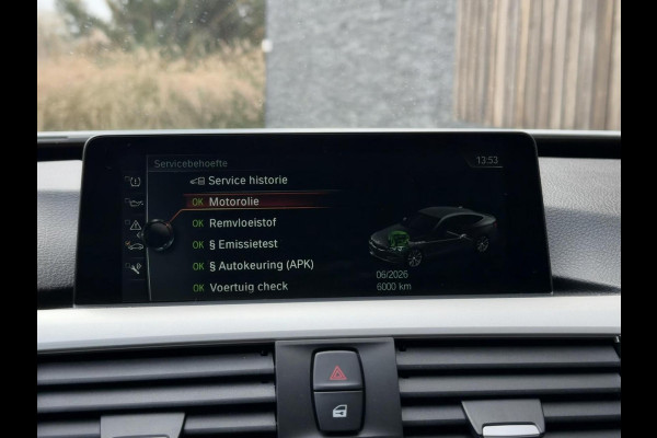 BMW 3-serie Gran Turismo 320i High Executive Automaat | Leer | Stoelverwarming | Cruise & climate control | Head-up display | Keyless entry | Trekhaak af