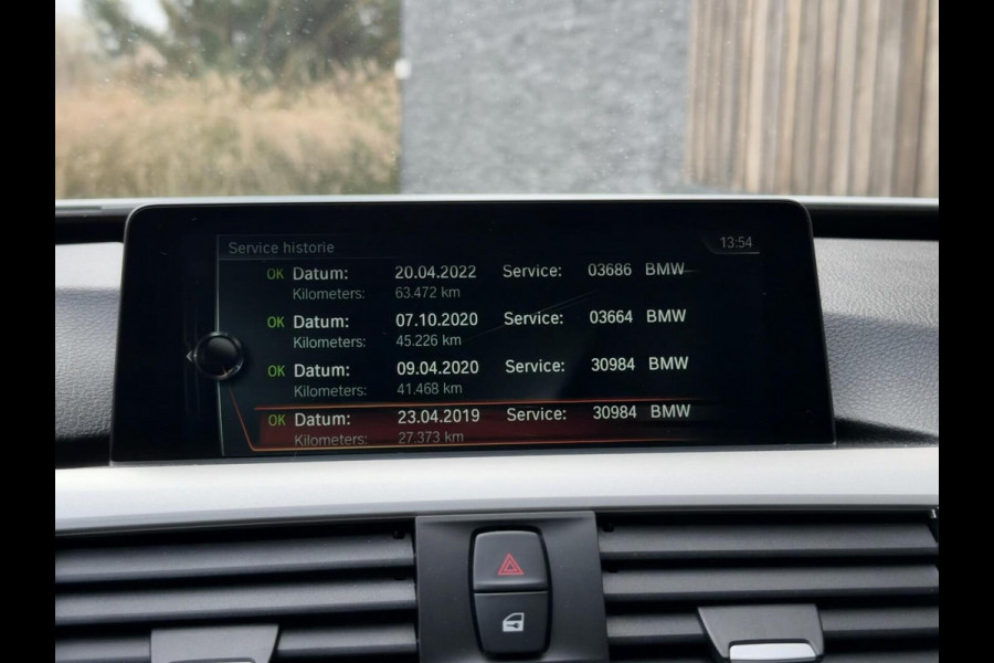 BMW 3-serie Gran Turismo 320i High Executive Automaat | Leer | Stoelverwarming | Cruise & climate control | Head-up display | Keyless entry | Trekhaak af