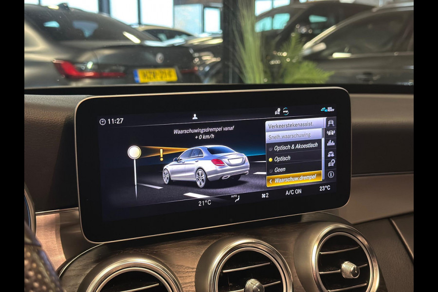 Mercedes-Benz C-Klasse 180 AMG|PANO|SFEER|CAMERA|BOMVOL!