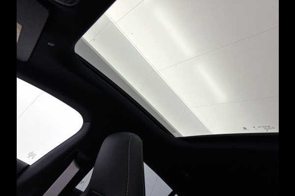 Mercedes-Benz CLA-Klasse Shooting Brake 180 Business Solution AMG | AMG Line Plus pakket | Panoramaschuifdak | Memorypakket | Head-up display | Augmented Reality navigatie | 360°-camera | 19 inch AMG velgen |