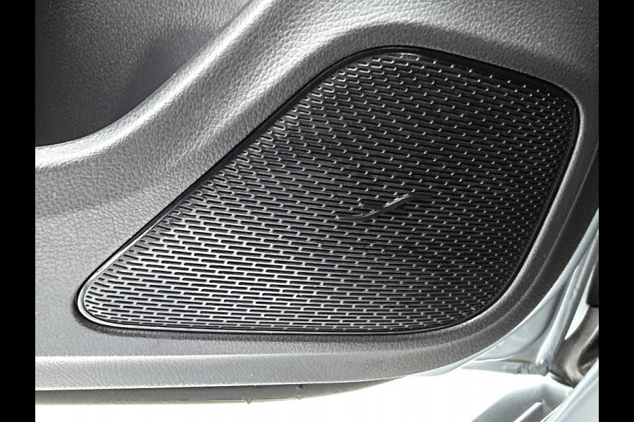 Mercedes-Benz CLA-Klasse Shooting Brake 180 Business Solution AMG | AMG Line Plus pakket | Panoramaschuifdak | Memorypakket | Head-up display | Augmented Reality navigatie | 360°-camera | 19 inch AMG velgen |