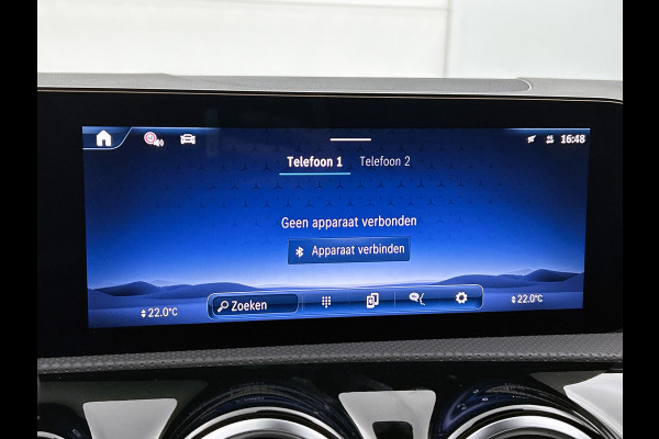 Mercedes-Benz CLA-Klasse Shooting Brake 180 Business Solution AMG | AMG Line Plus pakket | Panoramaschuifdak | Memorypakket | Head-up display | Augmented Reality navigatie | 360°-camera | 19 inch AMG velgen |