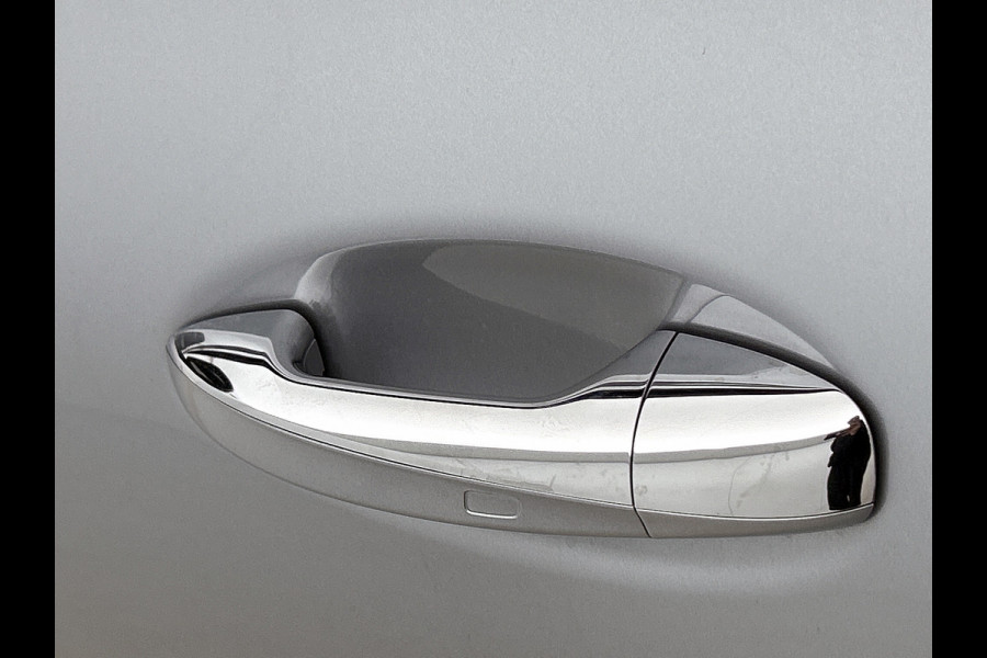 Mercedes-Benz CLA-Klasse Shooting Brake 180 Business Solution AMG | AMG Line Plus pakket | Panoramaschuifdak | Memorypakket | Head-up display | Augmented Reality navigatie | 360°-camera | 19 inch AMG velgen |