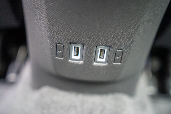 Opel Mokka Electric 50 kWh Elegance|Prijs rijklaar incl 12 mnd garantie|Camera Ledverlichting Clima LMV 17"