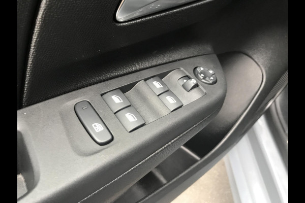 Opel Corsa 1.2 Turbo Hybrid GS