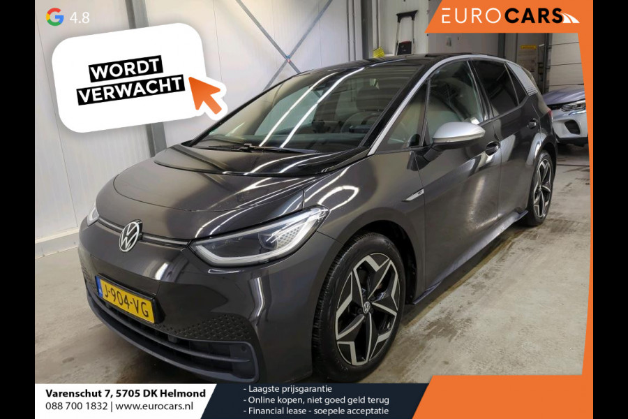 Volkswagen ID.3 First Plus 58 kWh Navigatie Apple Carplay/Android Auto Camera Parkeersensoren Adaptive Cruise Control Full LED Matrix Stoel- en stuurverwarming Lichtmetalen velgen Climate Control
