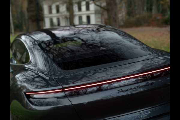 Porsche Taycan Turbo S 93 kWh | SportDesign Carbon | Burmester | Keramisch | PDCC Sport