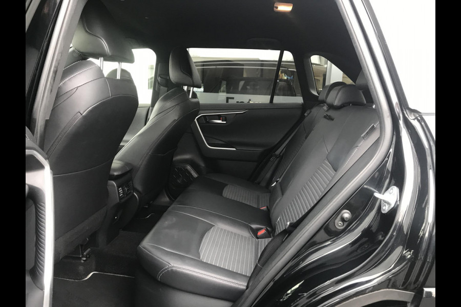 Toyota RAV4 2.5 Hybrid AWD Black Edition 360camera