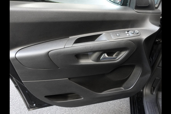 Opel Combo 130pk L1 Edition Automaat Airco Navigatie Trekhaak Cruise control