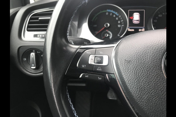 Volkswagen e-Golf Navi + camera