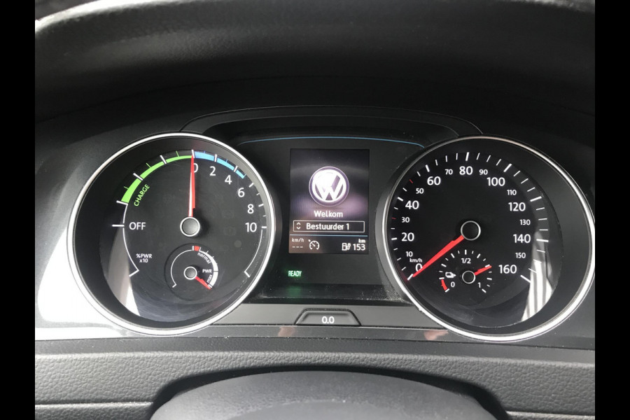 Volkswagen e-Golf Navi + camera